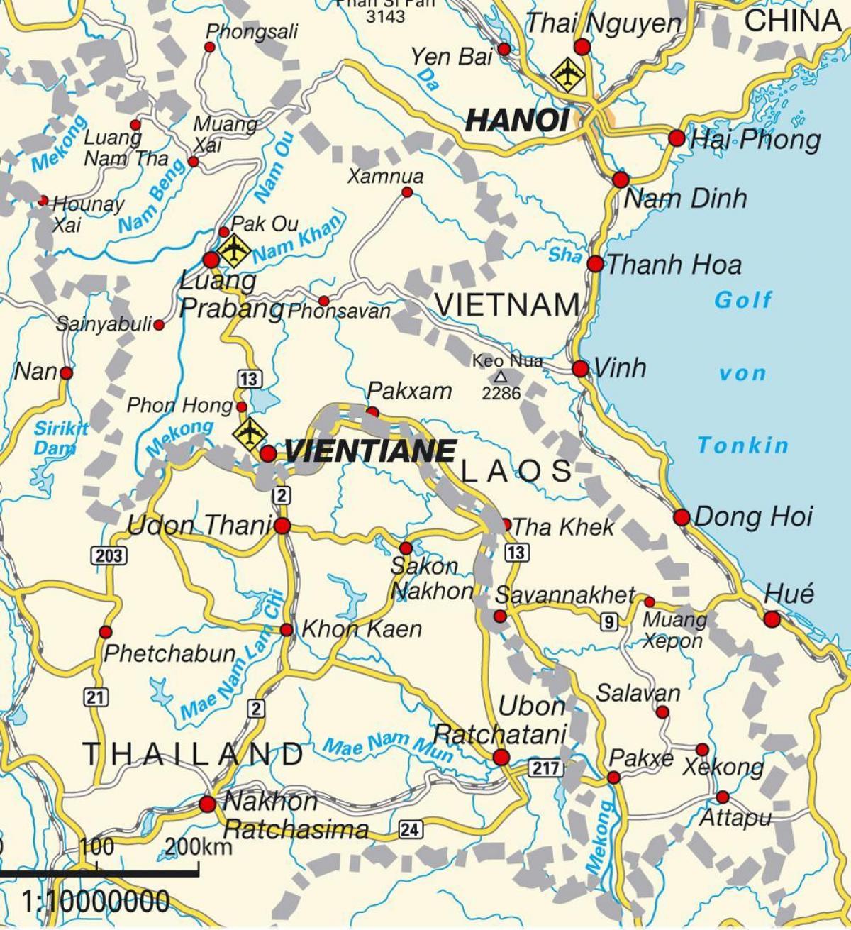 mga paliparan sa laos mapa